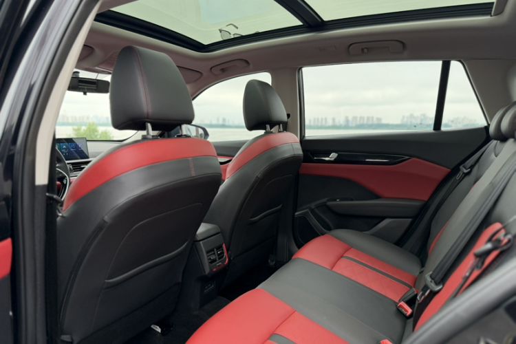 Used Dongfeng Aeolus Yixuan GS 2021 230T Automatic Star-Chasing Warrior Edition Interior 7