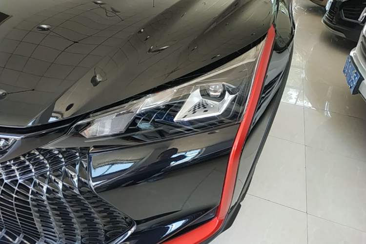 Used Dongfeng Aeolus Yixuan GS 2021 230T Automatic Zuiyao Wushu Edition Left Front Headlight