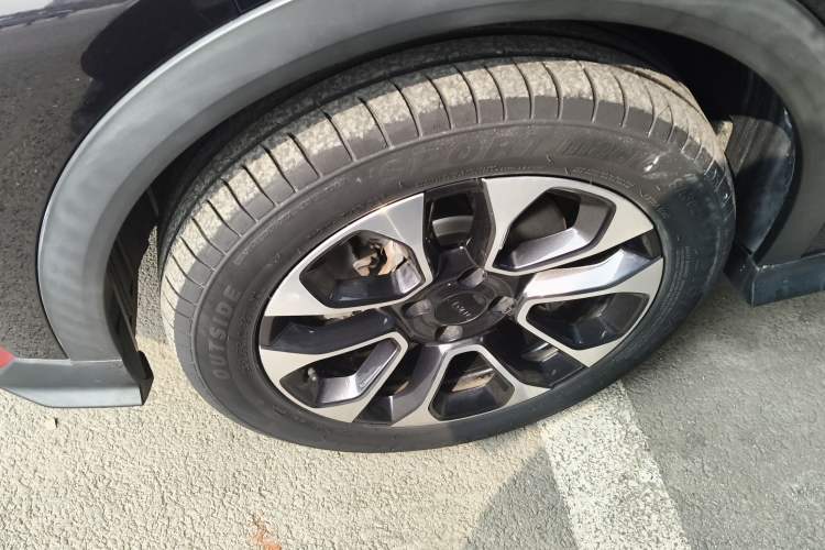 Used Dongfeng Aeolus Yixuan GS 2021 230T Automatic Zuiyao Wushu Edition Left Front Wheel Hub