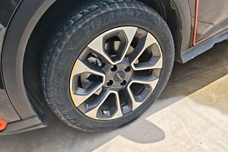 Used Dongfeng Aeolus Yixuan GS 2021 230T Automatic Zuiyao Wushu Edition Left Front Wheel Hub