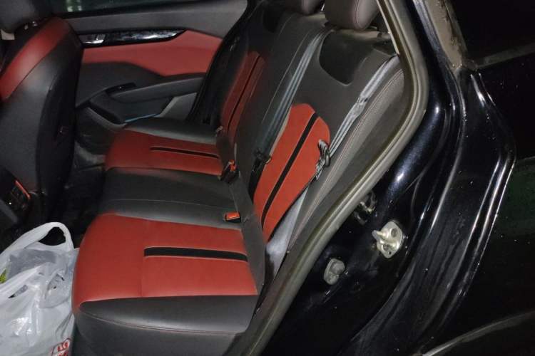 Used Dongfeng Aeolus Yixuan GS 2021 230T Automatic Star-Chasing Edition Left Rear Seat