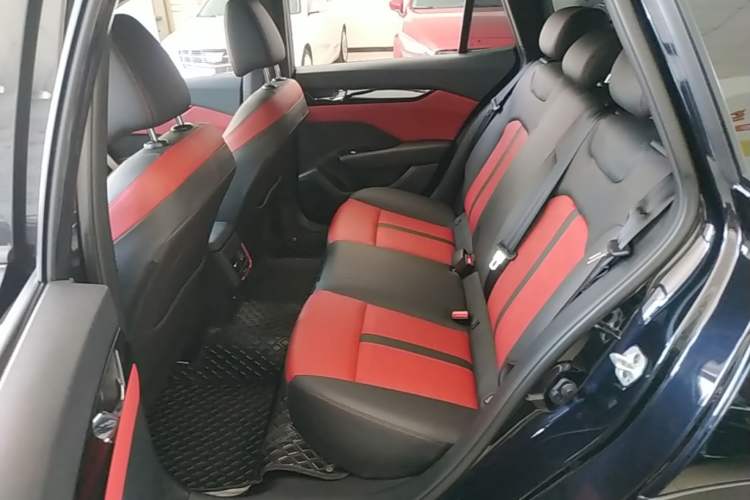 Used Dongfeng Aeolus Yixuan GS 2021 230T Automatic Zuiyao Wushu Edition Left Rear Seat