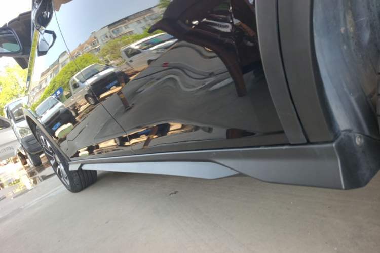 Used Dongfeng Aeolus Yixuan GS 2021 230T Automatic Zuiyao Wushu Edition Left Side Sill