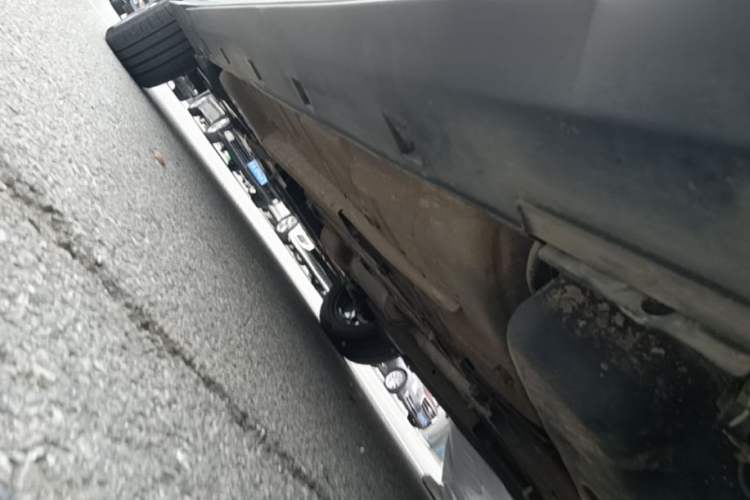 Used Dongfeng Aeolus Yixuan GS 2021 230T Automatic Zuiyao Wushu Edition Left Side Sill