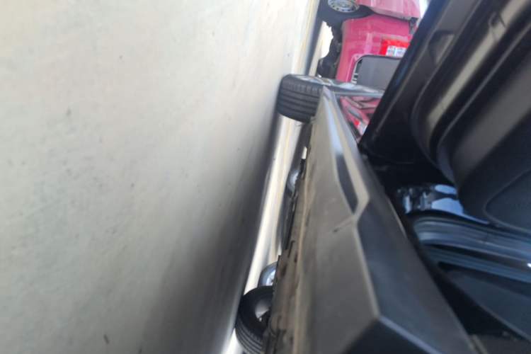 Used Dongfeng Aeolus Yixuan GS 2021 230T Automatic Zuiyao Wushu Edition Left Side Sill