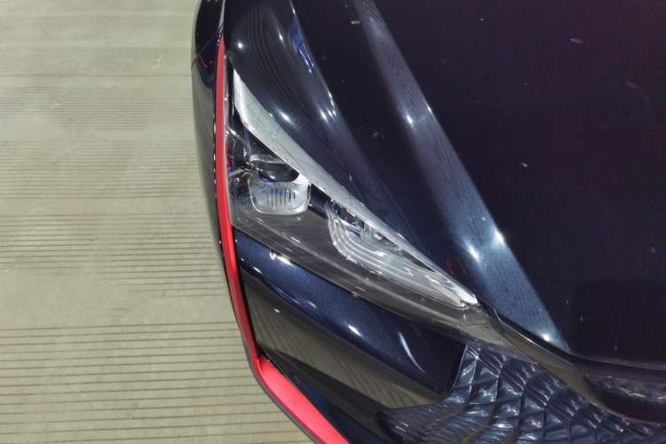 Used Dongfeng Aeolus Yixuan GS 2021 230T Automatic Star-Chasing Warrior Edition Right Front Headlight