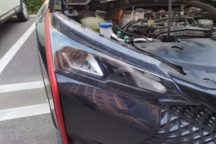 Used Dongfeng Aeolus Yixuan GS 2021 230T Automatic Zuiyao Wushu Edition Right Front Headlight