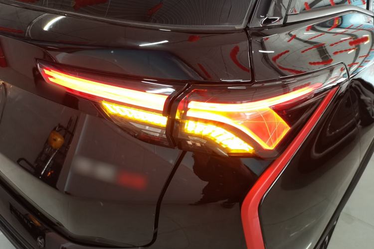 Used Dongfeng Aeolus Yixuan GS 2021 230T Automatic Zuiyao Wushu Edition Right Rear Taillight