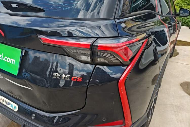 Used Dongfeng Aeolus Yixuan GS 2021 230T Automatic Zuiyao Wushu Edition Right Rear Taillight