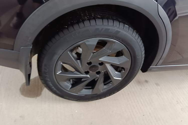 Used Dongfeng Aeolus Yixuan GS 2021 230T Automatic Star-Chasing Warrior Edition Right Rear Wheel Hub