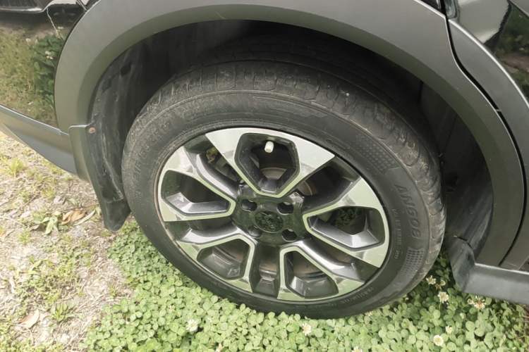 Used Dongfeng Aeolus Yixuan GS 2021 230T Automatic Zuiyao Wushu Edition Right Rear Wheel Hub