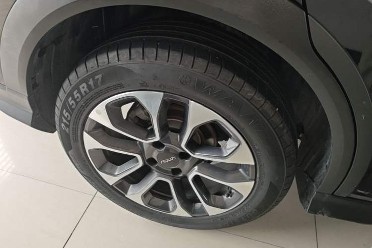 Used Dongfeng Aeolus Yixuan GS 2021 230T Automatic Zuiyao Wushu Edition Right Rear Wheel Hub