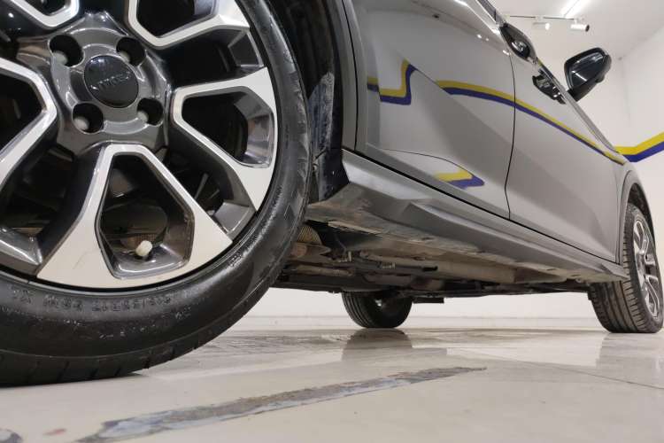 Used Dongfeng Aeolus Yixuan GS 2021 230T Automatic Zuiyao Wushu Edition Right Side Sill