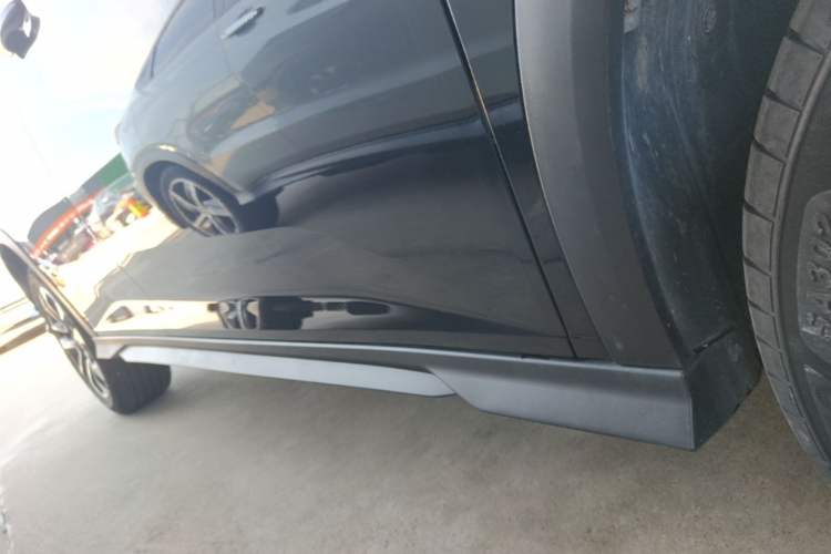 Used Dongfeng Aeolus Yixuan GS 2021 230T Automatic Zuiyao Wushu Edition Right Side Sill