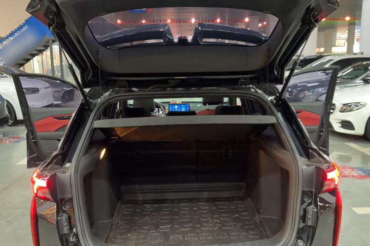 Used Dongfeng Aeolus Yixuan GS 2021 230T Automatic Zuiyao Wushu Edition Trunk