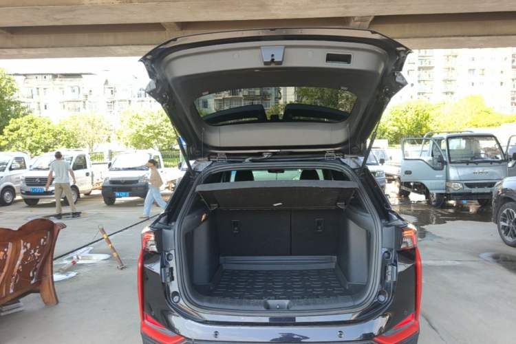 Used Dongfeng Aeolus Yixuan GS 2021 230T Automatic Zuiyao Wushu Edition Trunk