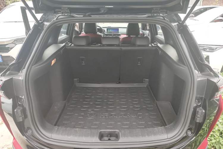 Used Dongfeng Aeolus Yixuan GS 2021 230T Automatic Zuiyao Wushu Edition Trunk