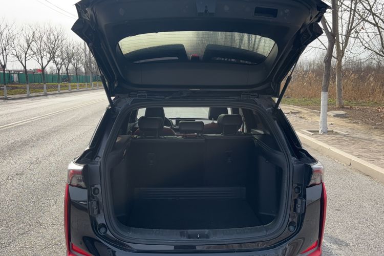 Used Dongfeng Aeolus Yixuan GS 2021 230T Automatic Zuiyao Wushu Edition Trunk