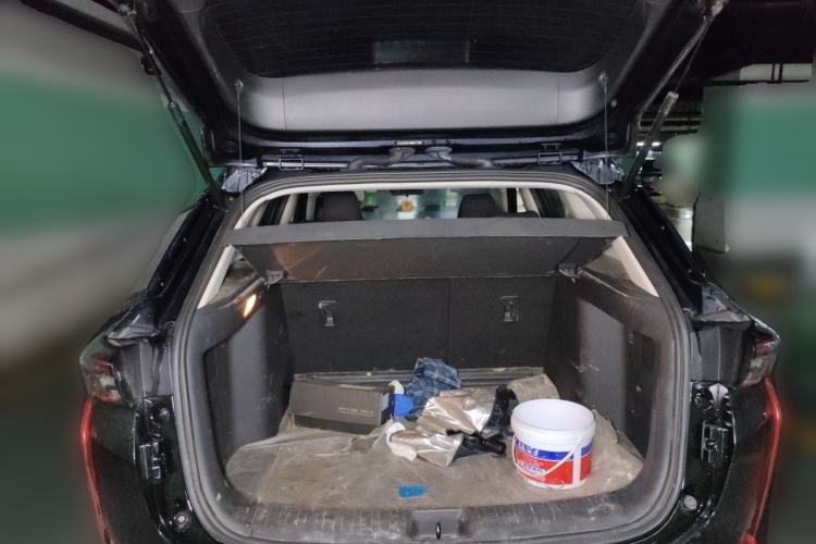 Used Dongfeng Aeolus Yixuan GS 2021 230T Automatic Star-Chasing Edition Trunk