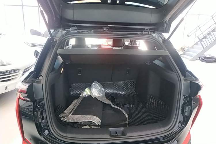 Used Dongfeng Aeolus Yixuan GS 2021 230T Automatic Zuiyao Wushu Edition Trunk