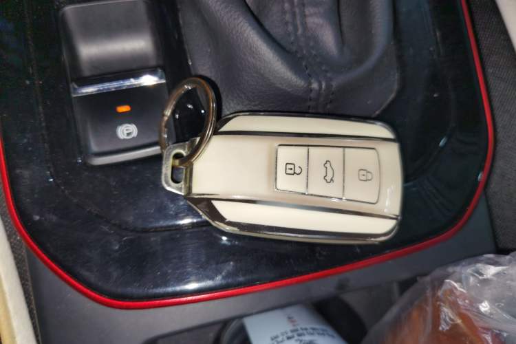 Used Dongfeng Aeolus Yixuan GS 2021 230T Automatic Star-Chasing Warrior Edition Vehicle Key