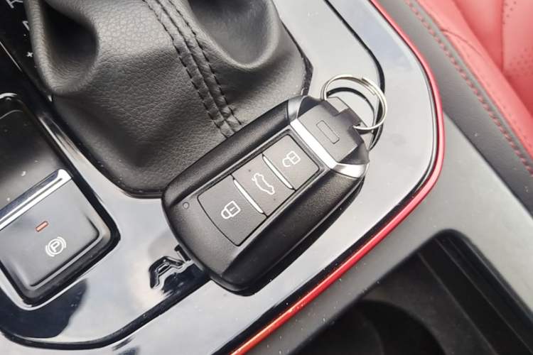 Used Dongfeng Aeolus Yixuan GS 2021 230T Automatic Star-Chasing Warrior Edition Vehicle Key