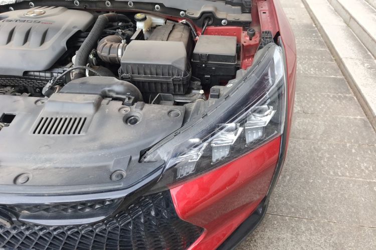 Used Dongfeng Aeolus Yixuan GS 2021 230T Automatic Chasing the Moon Edition Engine Bay Left