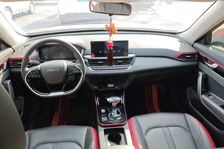 Used Dongfeng Aeolus Yixuan GS 2021 230T Automatic Star-Chasing Edition Center Console