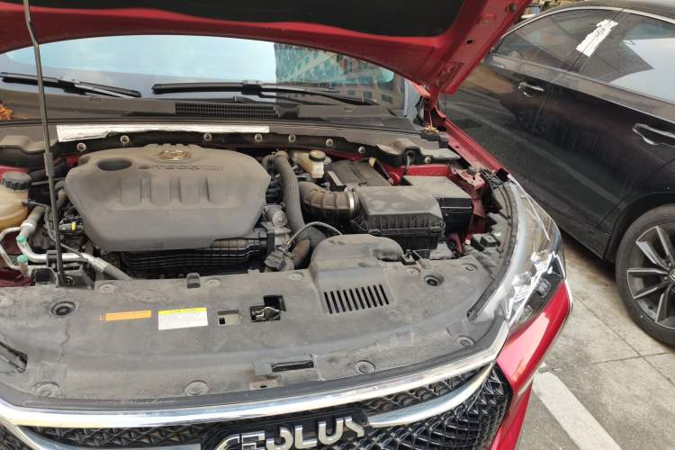 Used Dongfeng Aeolus Yixuan GS 2021 230T Automatic Chasing the Moon Edition Engine Bay Left