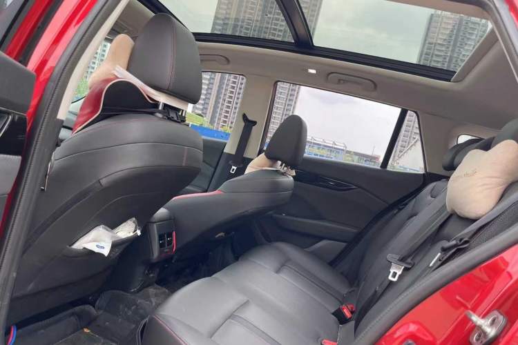 Used Dongfeng Aeolus Yixuan GS 2021 230T Automatic Chasing the Moon Edition Interior 3