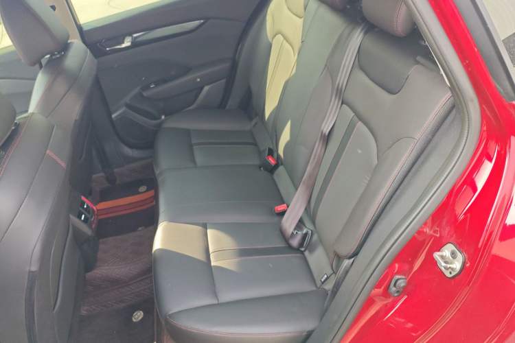 Used Dongfeng Aeolus Yixuan GS 2021 230T Automatic Star-Chasing Edition Left Rear Seat