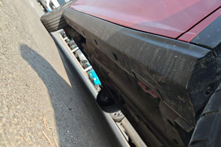Used Dongfeng Aeolus Yixuan GS 2021 230T Automatic Star-Chasing Edition Right Side Sill