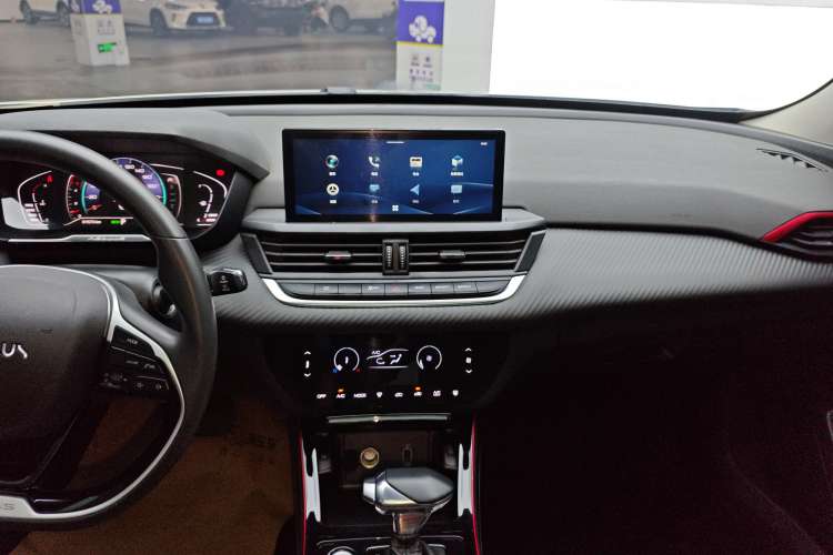 Used Dongfeng Aeolus Yixuan GS 2021 230T Automatic Star-Chasing Edition Audio And AC Panel