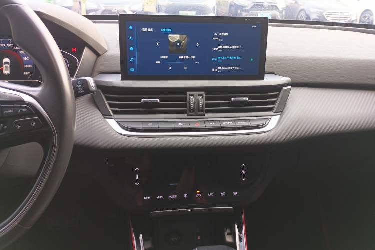 Used Dongfeng Aeolus Yixuan GS 2021 230T Automatic Star-Chasing Edition Audio And AC Panel