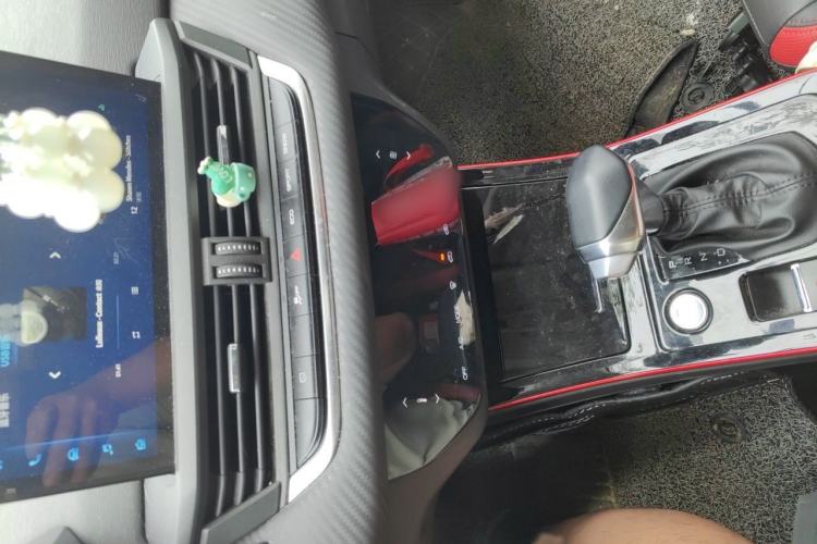 Used Dongfeng Aeolus Yixuan GS 2021 230T Automatic Star-Chasing Edition Audio And AC Panel
