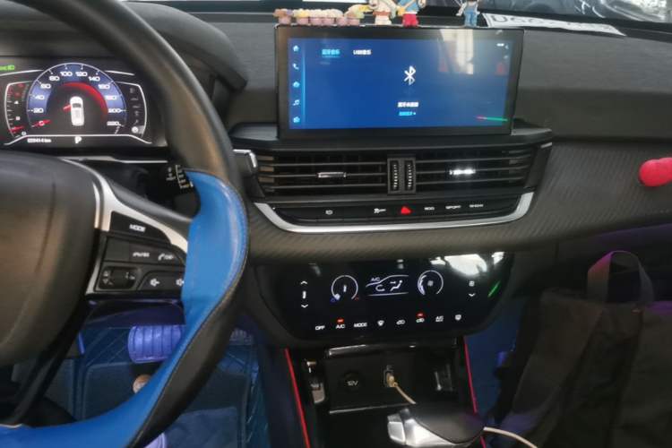 Used Dongfeng Aeolus Yixuan GS 2021 230T Automatic Star-Chasing Edition Audio And AC Panel