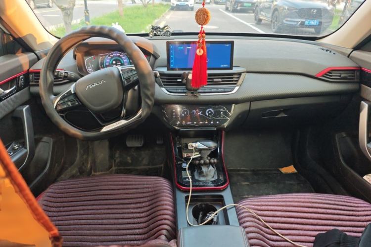 Used Dongfeng Aeolus Yixuan GS 2021 230T Automatic Star-Chasing Edition Center Console