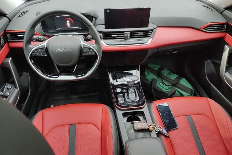 Used Dongfeng Aeolus Yixuan GS 2021 230T Automatic Star-Chasing Edition Center Console