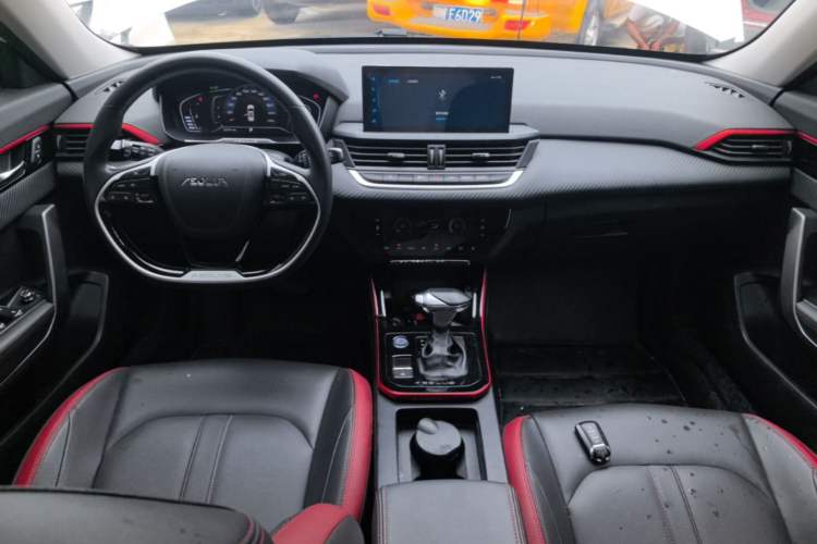 Used Dongfeng Aeolus Yixuan GS 2021 230T Automatic Star-Chasing Edition Center Console