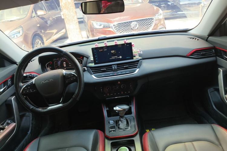 Used Dongfeng Aeolus Yixuan GS 2021 230T Automatic Star-Chasing Edition Center Console
