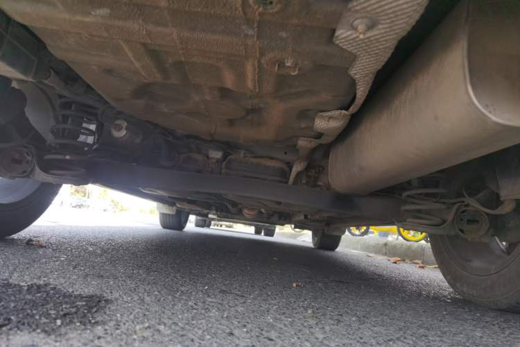 Used Dongfeng Aeolus Yixuan GS 2021 230T Automatic Chasing the Moon Edition Chassis Rear