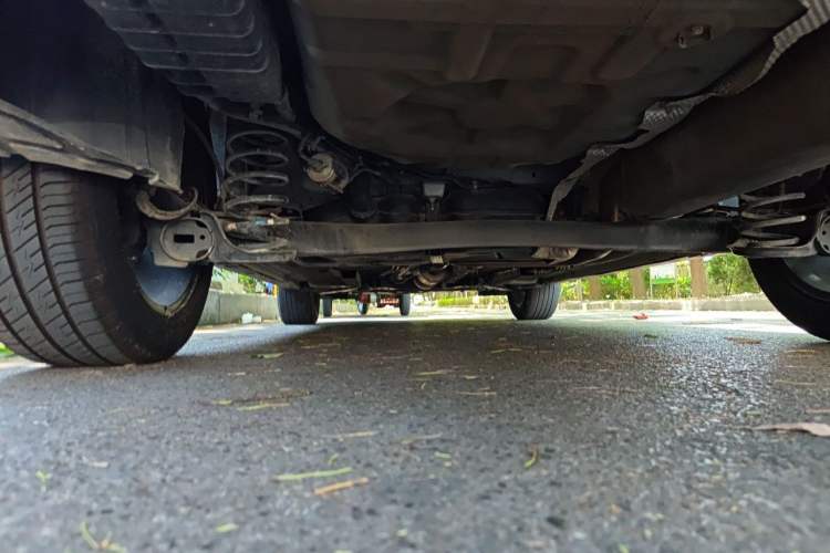 Used Dongfeng Aeolus Yixuan GS 2021 230T Automatic Star-Chasing Edition Chassis Rear