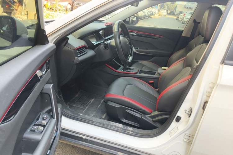Used Dongfeng Aeolus Yixuan GS 2021 230T Automatic Star-Chasing Edition Driver Seat