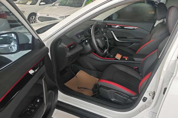 Used Dongfeng Aeolus Yixuan GS 2021 230T Automatic Star-Chasing Edition Driver Seat