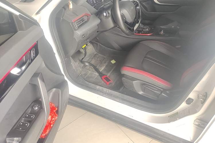 Used Dongfeng Aeolus Yixuan GS 2021 230T Automatic Star-Chasing Edition Driver Seat