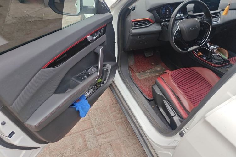 Used Dongfeng Aeolus Yixuan GS 2021 230T Automatic Star-Chasing Edition Driver Seat