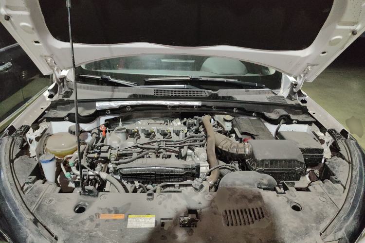 Used Dongfeng Aeolus Yixuan GS 2021 230T Automatic Star-Chasing Edition Engine Bay