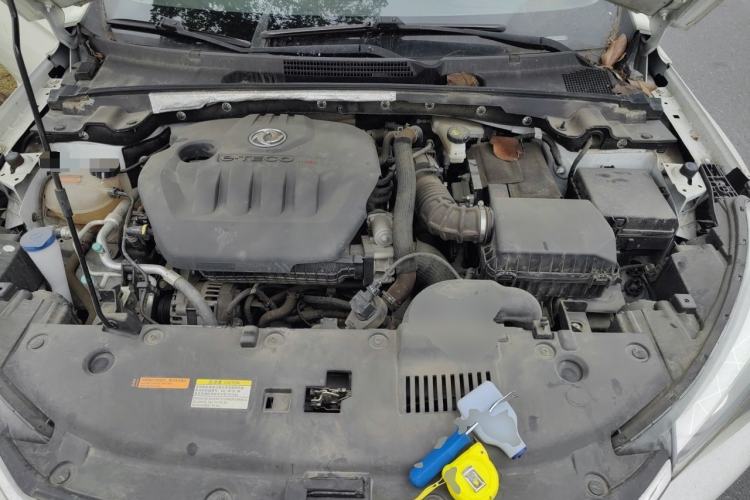 Used Dongfeng Aeolus Yixuan GS 2021 230T Automatic Star-Chasing Edition Engine Bay