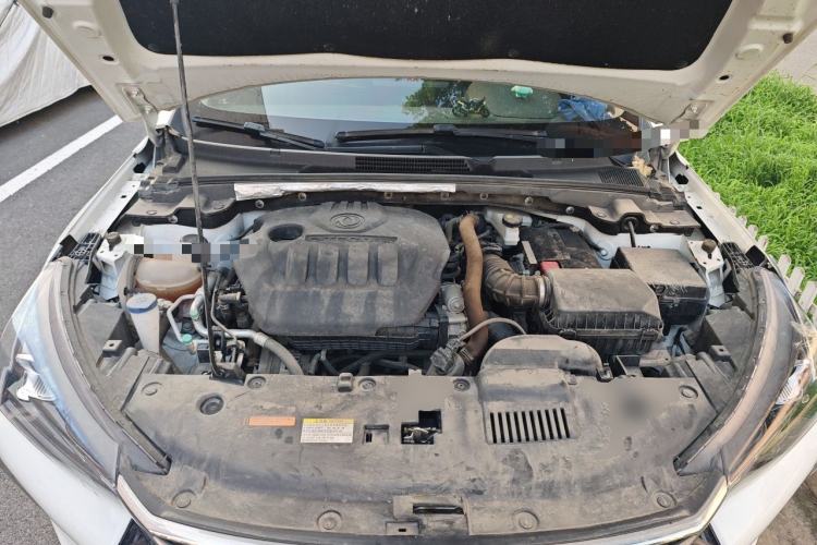 Used Dongfeng Aeolus Yixuan GS 2021 230T Automatic Star-Chasing Edition Engine Bay