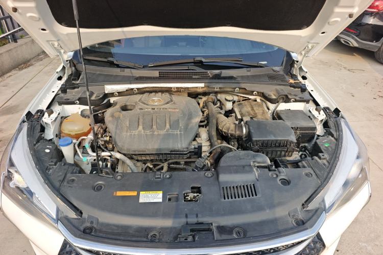 Used Dongfeng Aeolus Yixuan GS 2021 230T Automatic Star-Chasing Edition Engine Bay